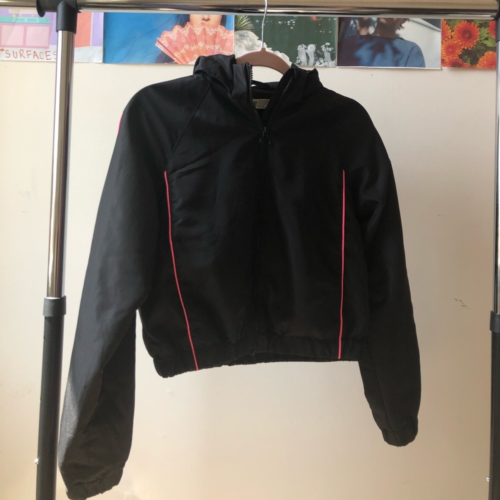Cropped Windbreaker/Neon Pink Lined